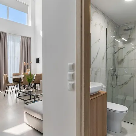 Calliope Luxury Loft With Backyard *