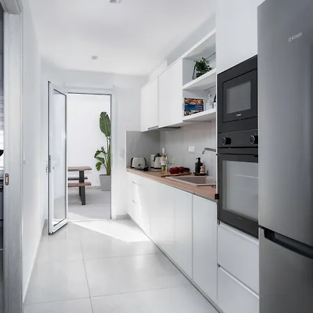 Calliope Luxury Loft With Backyard * Ierapetra (Crete)